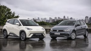 Carro elétrico ou a combustão: qual perde mais valor na revenda?